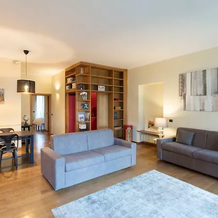 Casa Delle Colonne - Grande Immobile Di Design