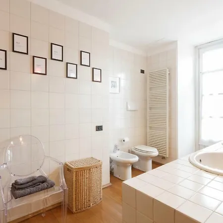 Casa Delle Colonne - Grande Immobile Di Design Appartement