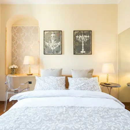 Casa Delle Colonne - Grande Immobile Di Design Apartamento